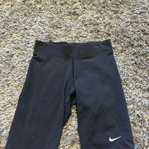 Nike biker shorts‎ size: small